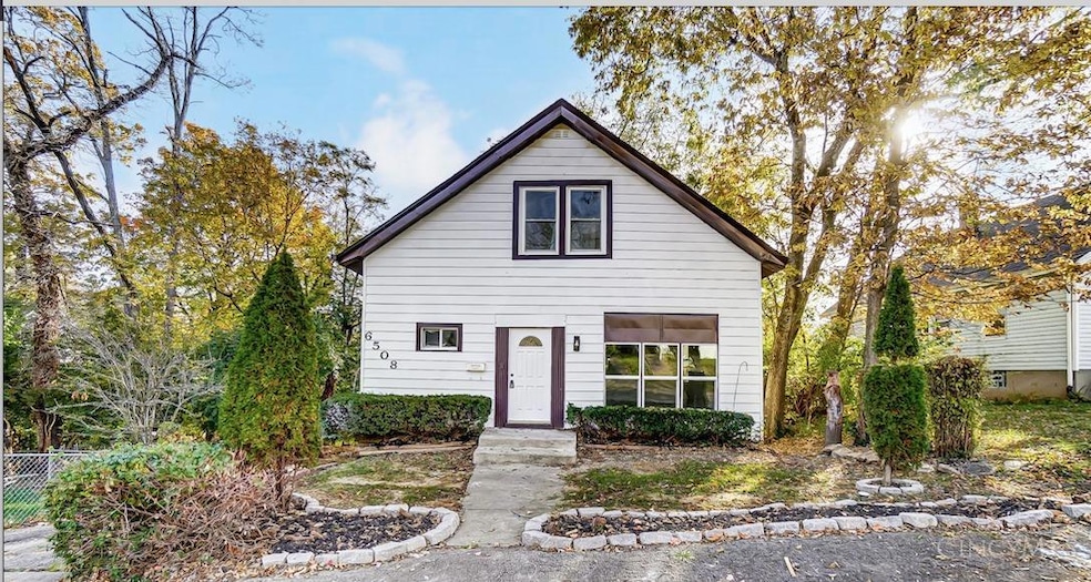 6508 Coleridge Ave, Cincinnati, OH 45213 - photo 1