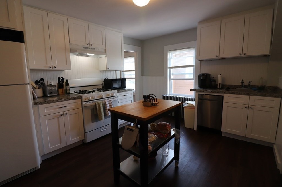 29 Mc Kenn St unit 2, Waltham, MA 02453 - photo 1