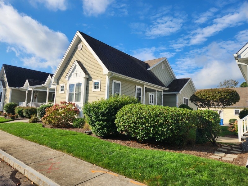 500 Mendon Rd unit 216, Cumberland, RI 02864 - photo 1