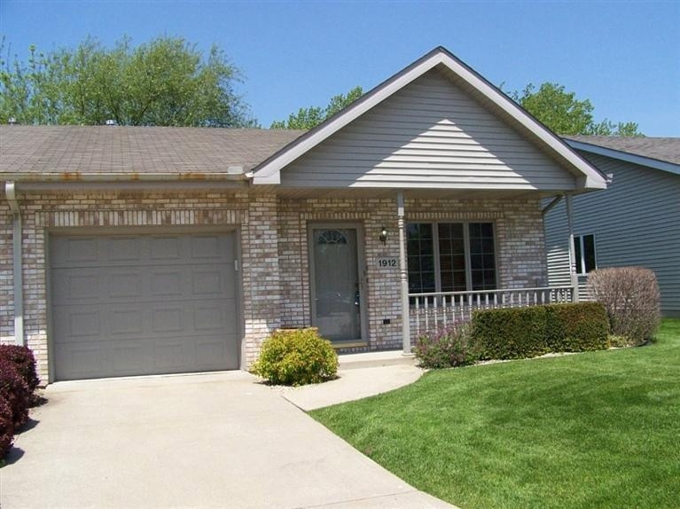 1912 Church St, Dyer, IN 46311 - photo 1