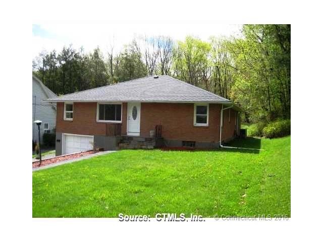 207 Roosevelt Ave, Torrington, CT 06790 - photo 1