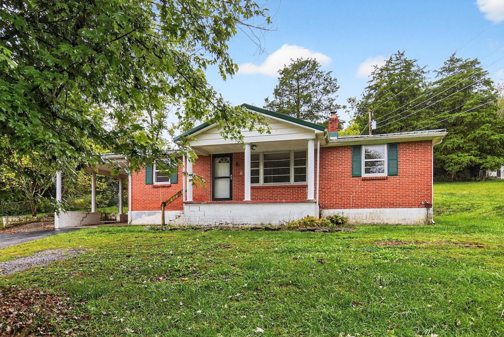 1465 Chenault Bridge Rd, Lancaster, KY 40444 - photo 1