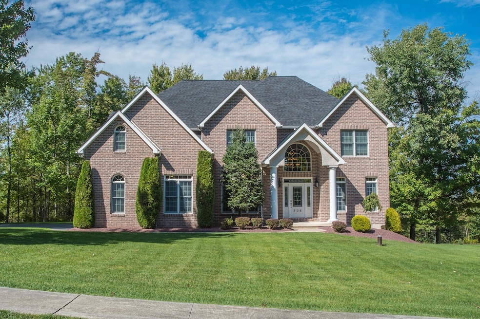 506 Hideaway Dr, Moscow, PA 18444 - photo 1