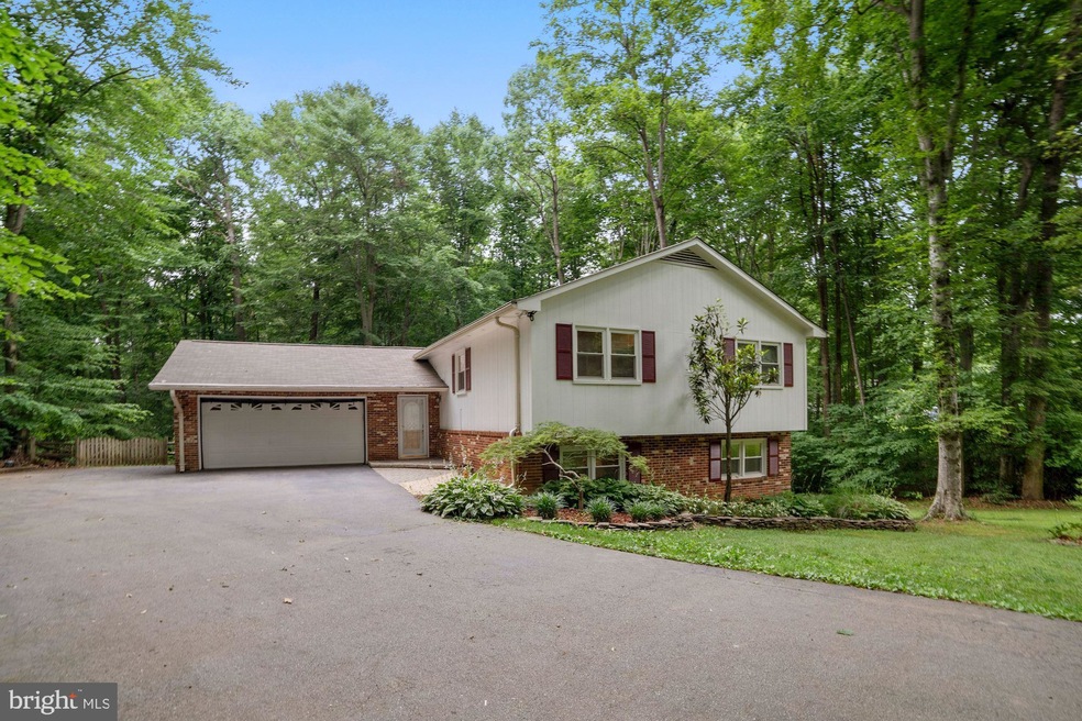 12308 Running Deer Rd, Manassas, VA 20112 - photo 1