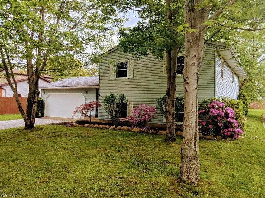 220 Franley Dr, Jefferson, OH 44047 - photo 1