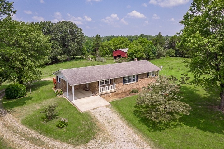 1406 Three Island Rd, Walling, TN 38587 - photo 1