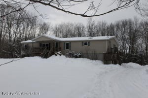 565 Stock Farm Rd, Lake Ariel, PA 18436 - photo 1