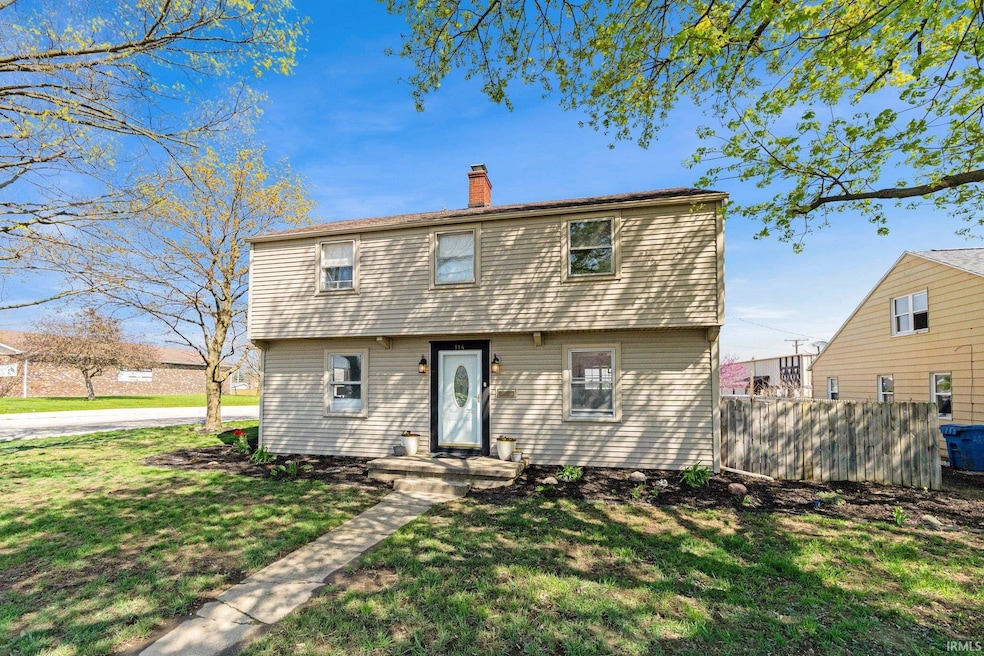 114 Home Ave, Churubusco, IN 46723 - photo 1