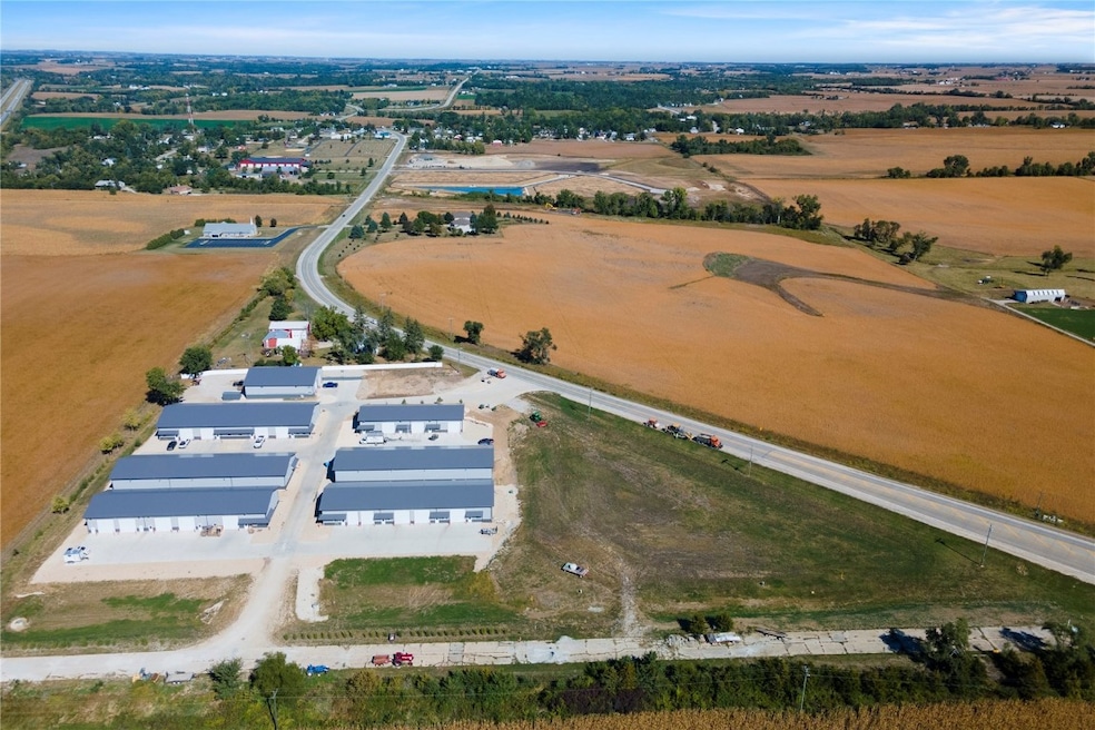 3230 N Center Point Rd unit Lot 3, Robins, IA 52328 - photo 1