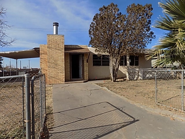 809 Arapaho Trail, Alamogordo, NM 88310 - photo 1