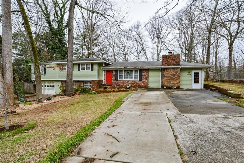 1608 Creveis Rd, Austell, GA 30168 - photo 1