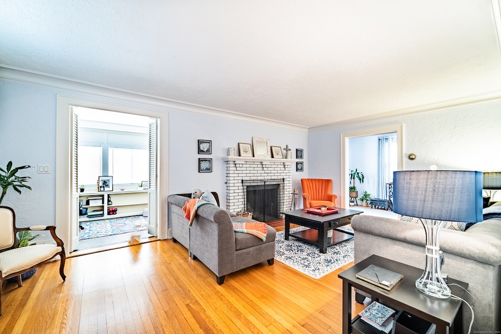 40 Orchard Place unit 1, Greenwich, CT 06830 - photo 1