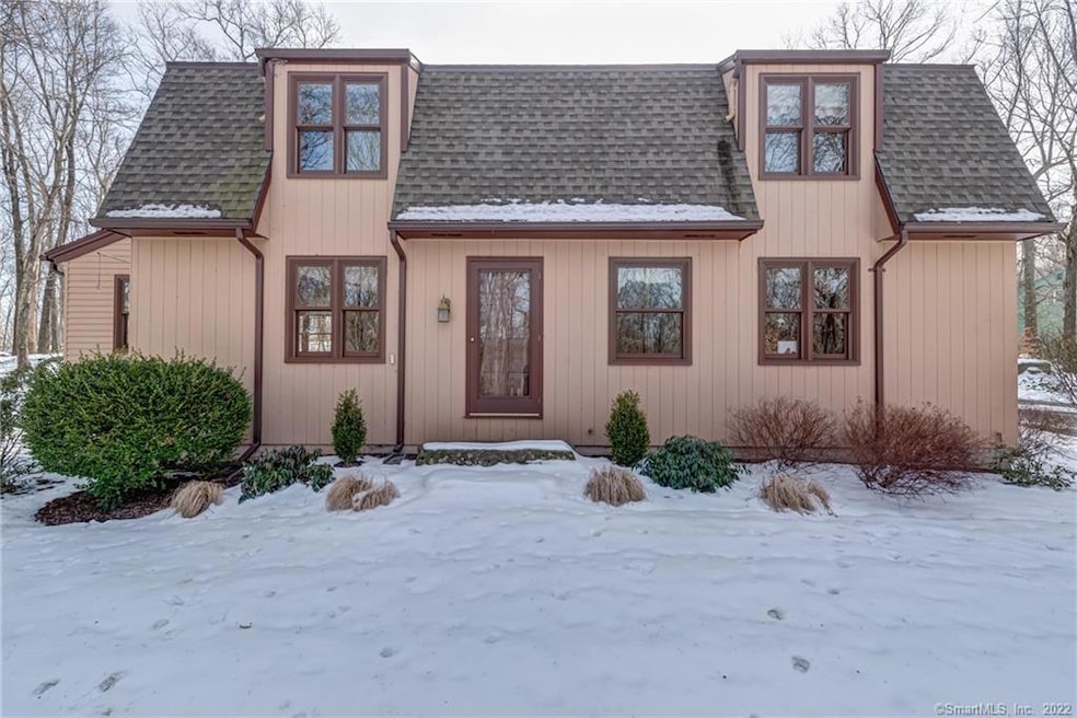 63 Wanda Dr, Higganum, CT 06441 - photo 1