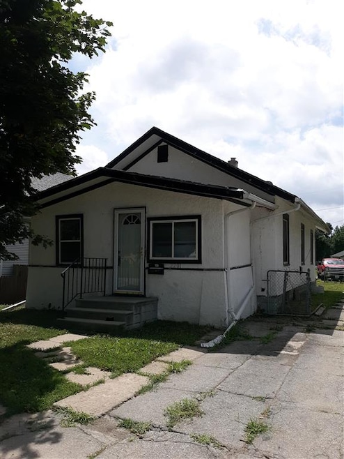 2201 5th ave