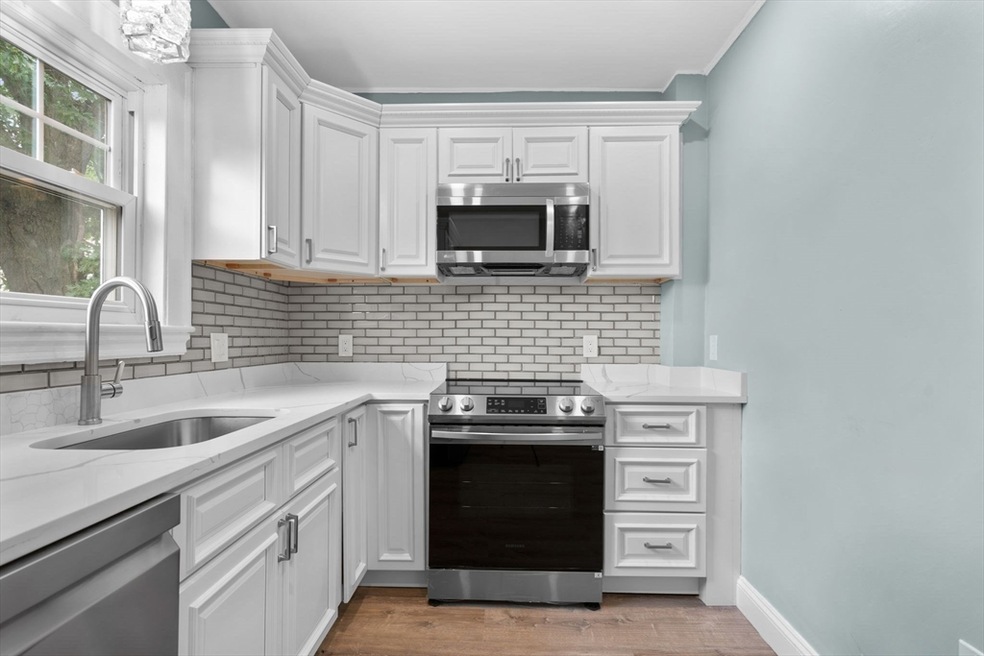 51 Walworth St unit 2, Roslindale, MA 02131 - photo 1