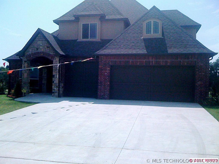 Front elevation with 3 Car