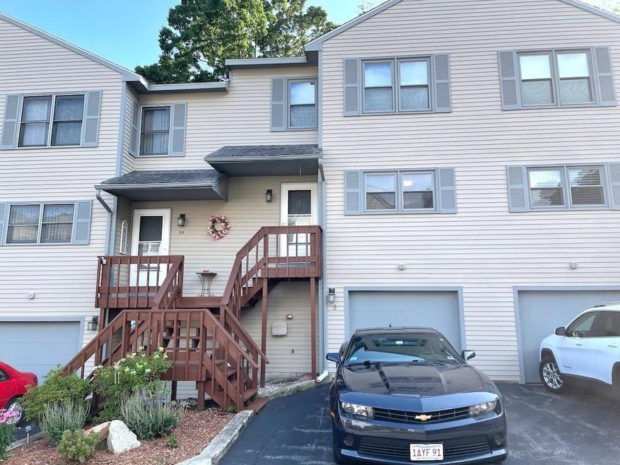 1603 Plainfield Pike unit D9, Johnston, RI 02919 - photo 1