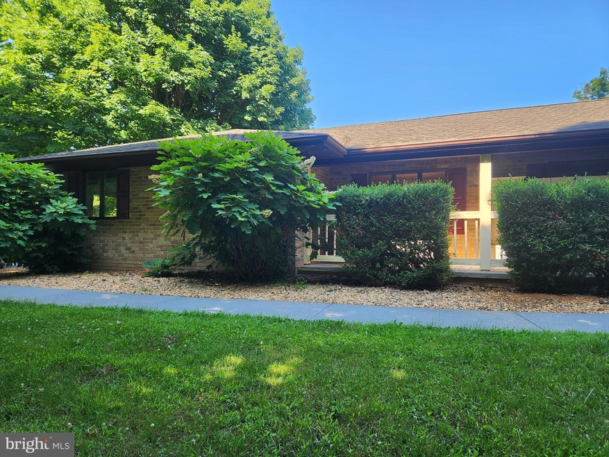 102 Stonebrook Rd, Winchester, VA 22602 - photo 1