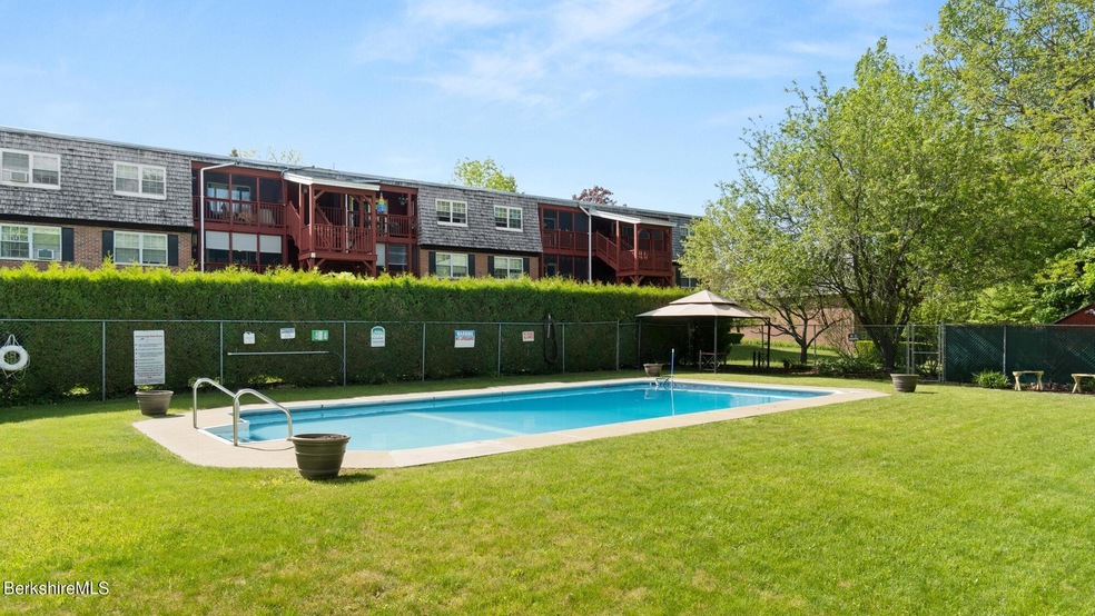 AMENITY - POOL