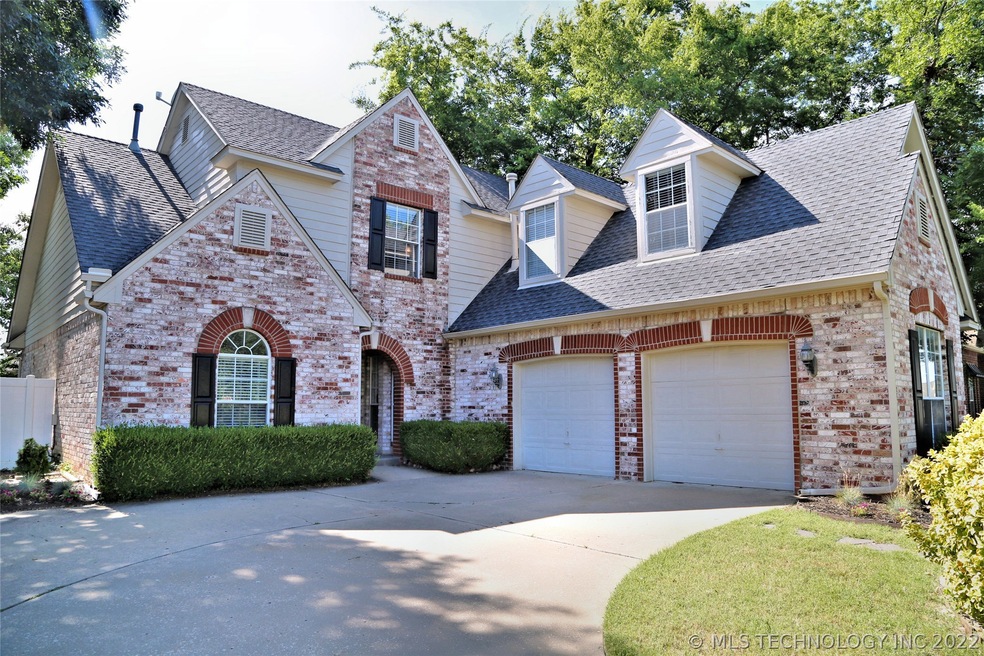 Darling home with great curb appeal!