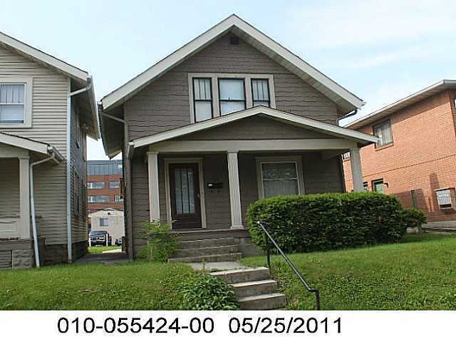 233 W Norwich Ave, Columbus, OH 43201 - photo 1