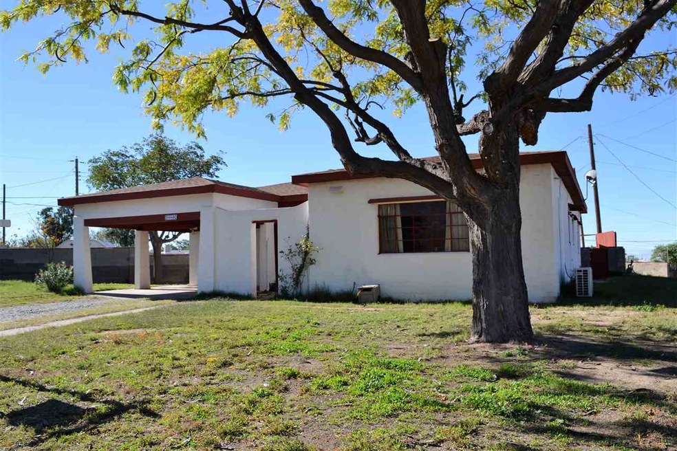1502 Campbell Place, Alamogordo, NM 88310 - photo 1