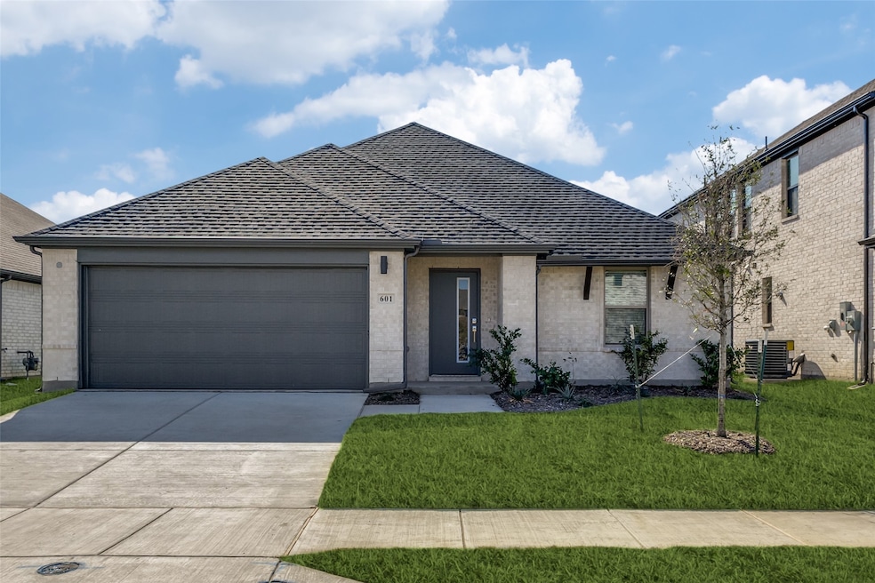 601 Whispering Winds Trail, McKinney, TX 75071 - photo 1