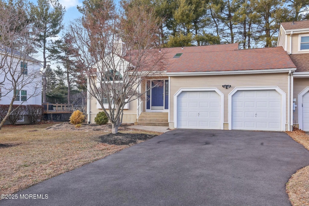 3 Baytree Cir