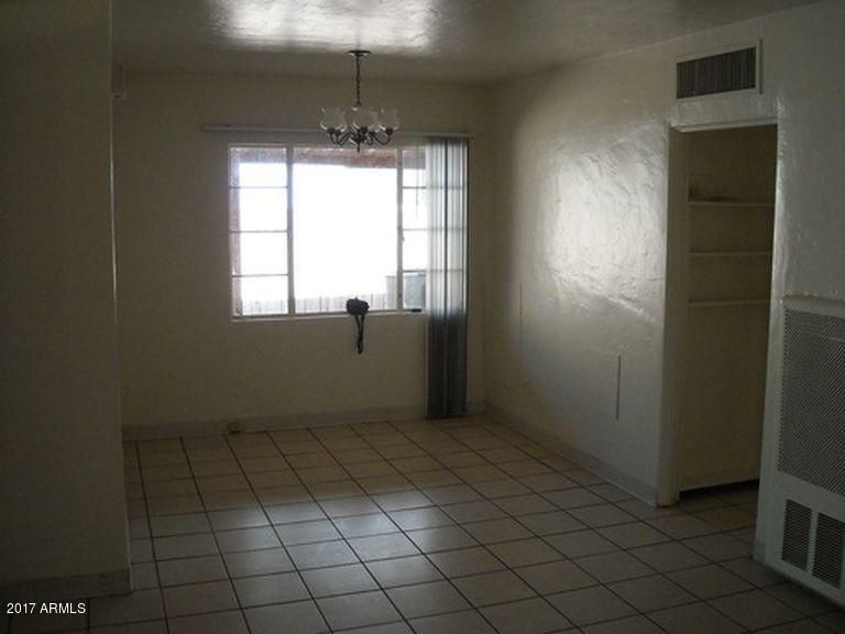 Interior Photo 2