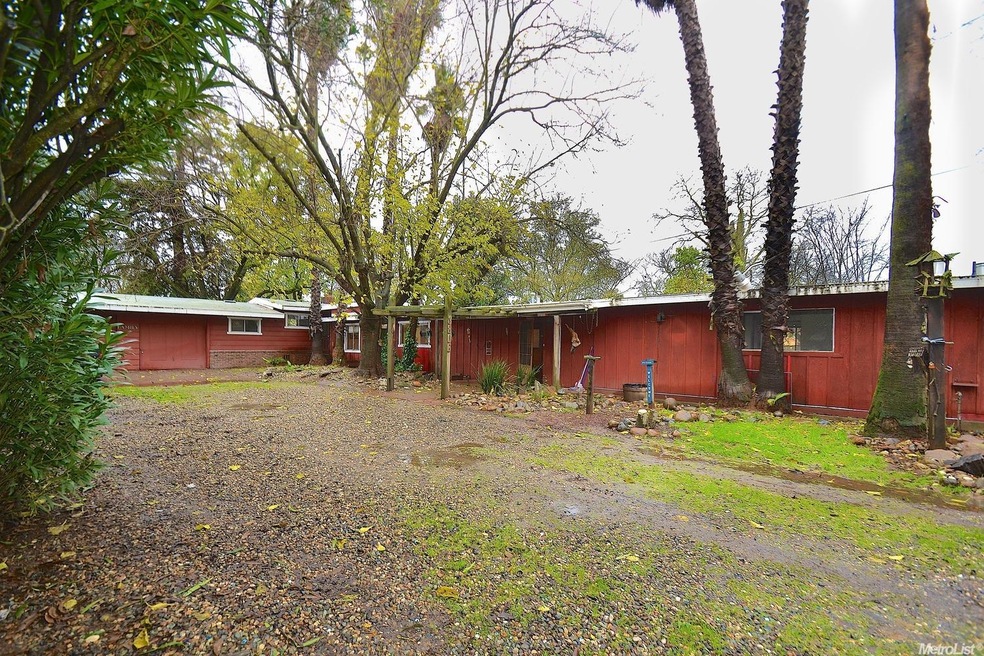 3806 E Calimyrna Rd, Acampo, CA 95220 - photo 1