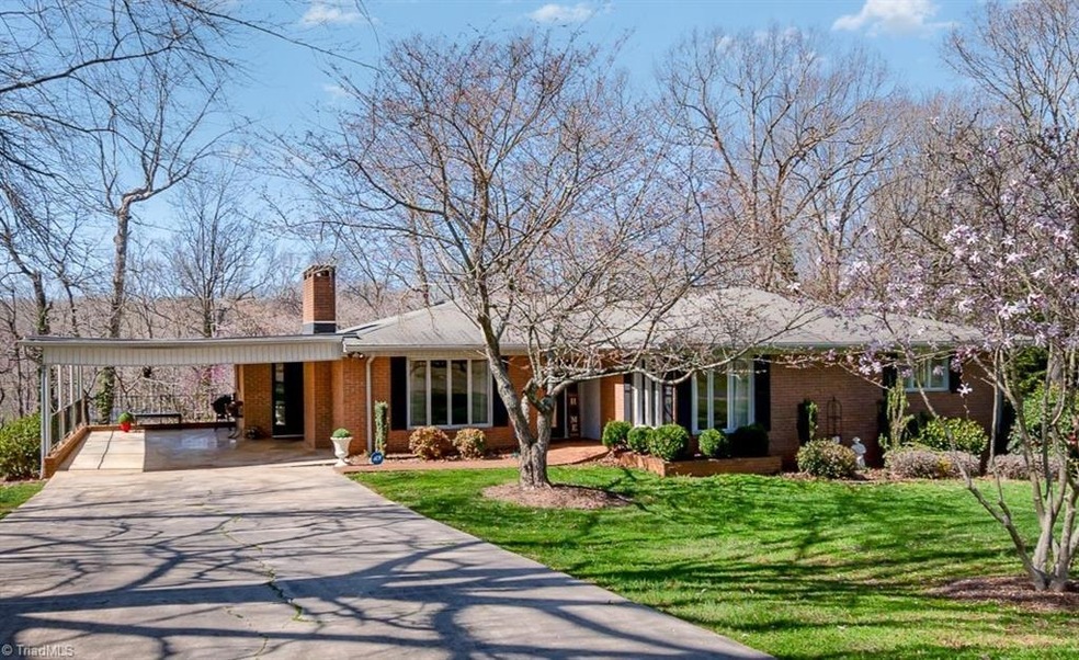 1602 Timberlane, Asheboro, NC 27205 - photo 1