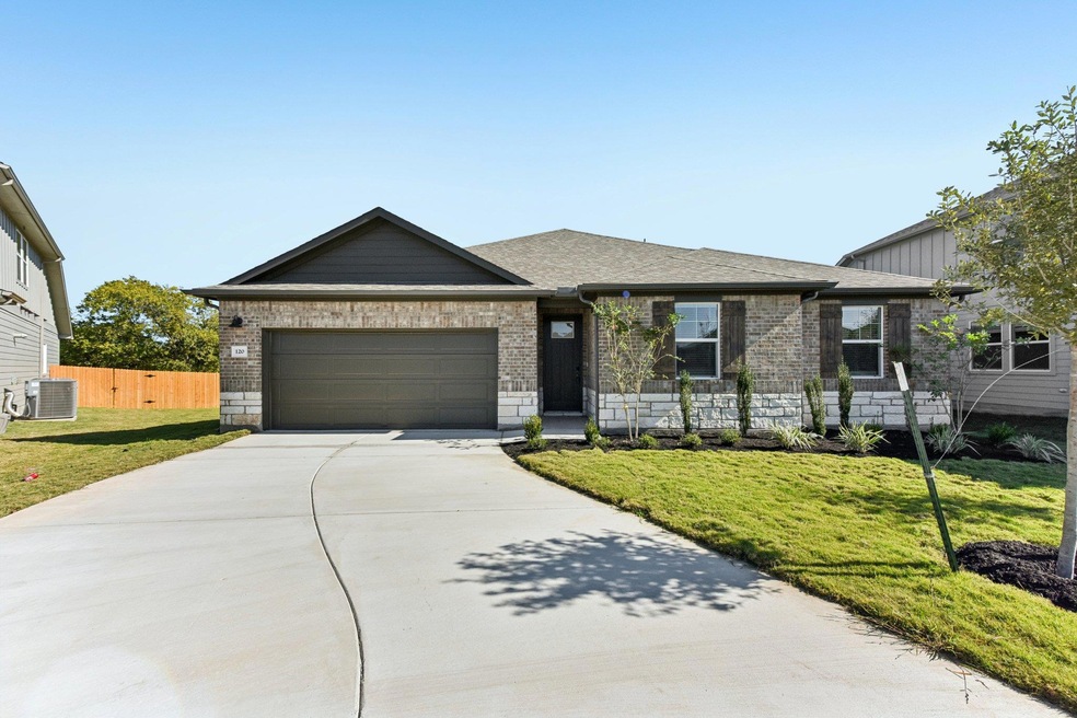 120 Divisadero Dr, Hutto, TX 78634 - photo 1