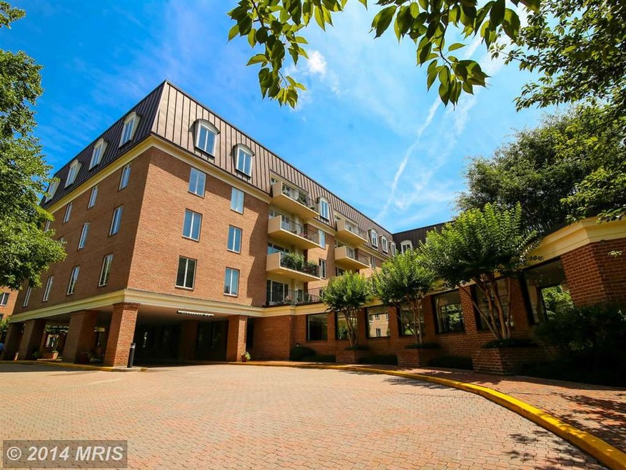 8101 Connecticut Ave unit N403, Chevy Chase, MD 20815 - photo 1
