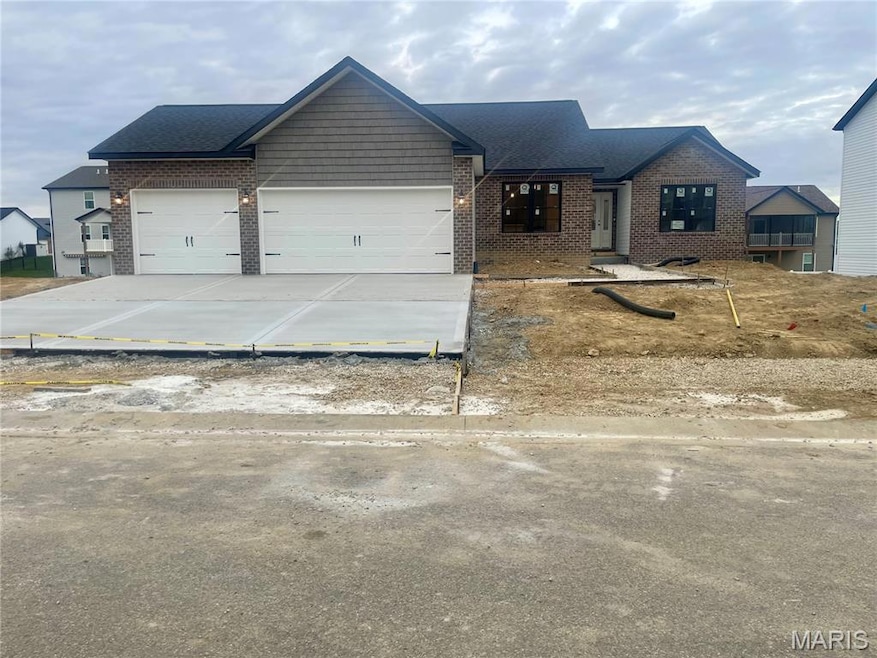 616 Middletown Ct, O'Fallon, IL 62269 - photo 1