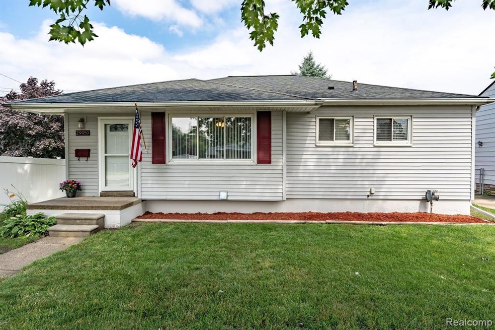 29950 Rosemont St, Roseville, MI 48066 - photo 1