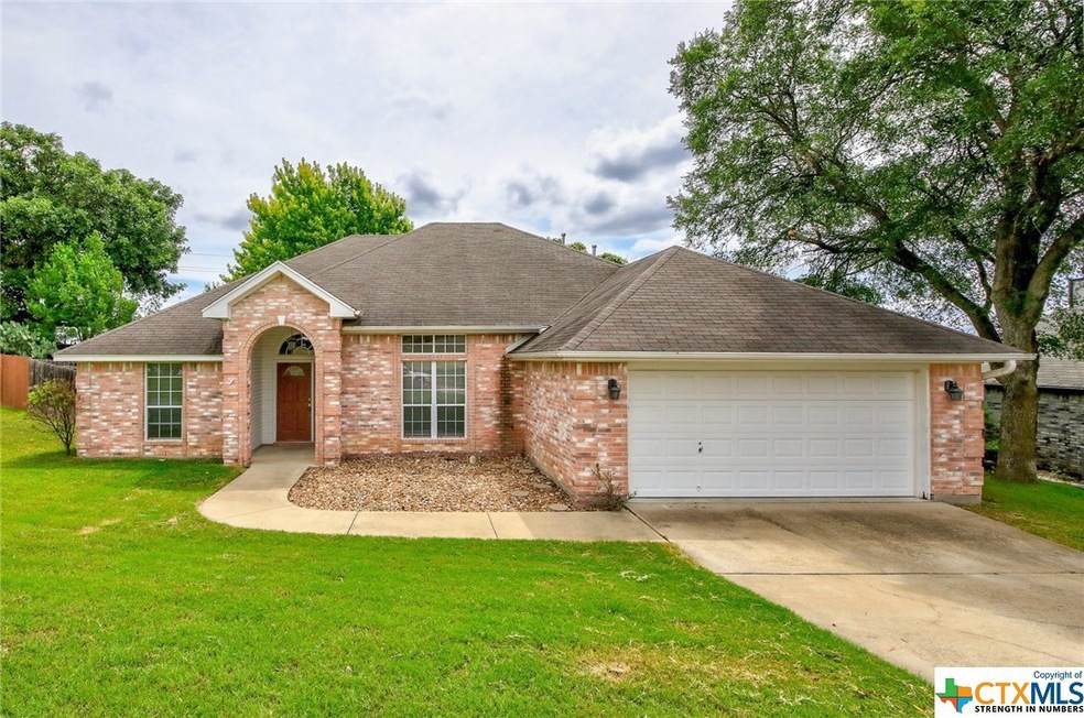 709 Mueller St, Copperas Cove, TX 76522 - photo 1