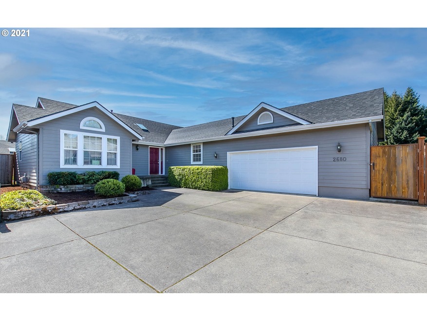 2680 Kalmia St, Eugene, OR 97404 - photo 1