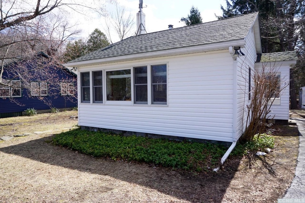 7 Lakeview Rd, Rhinebeck, NY 12572 - photo 1