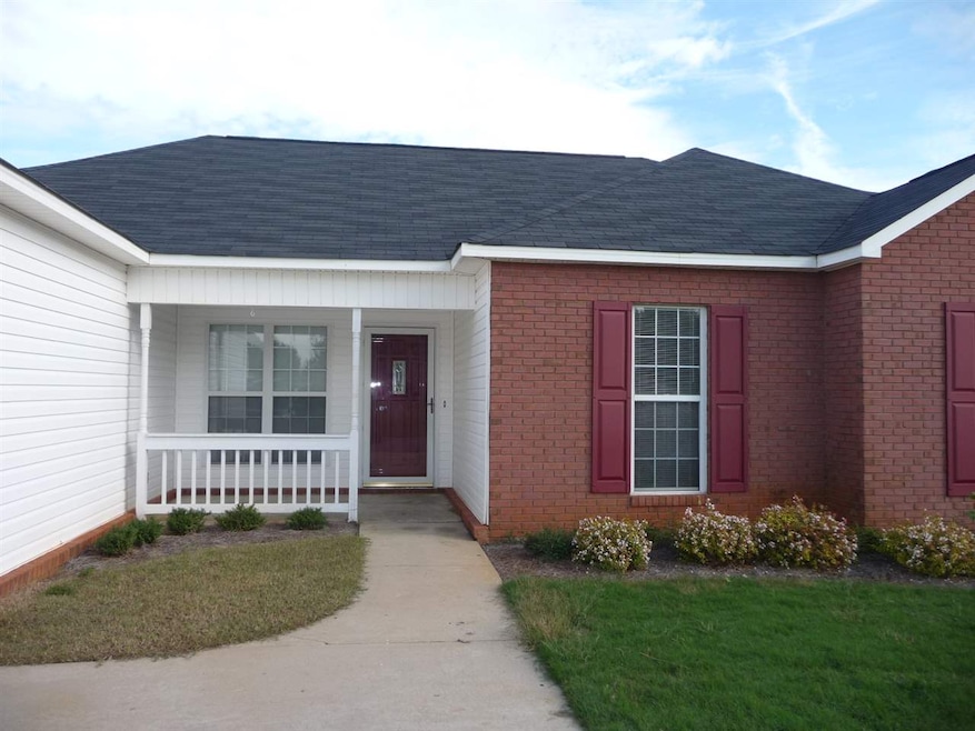 219 Tyson Glen Dr, Warner Robins, GA 31088 - photo 1