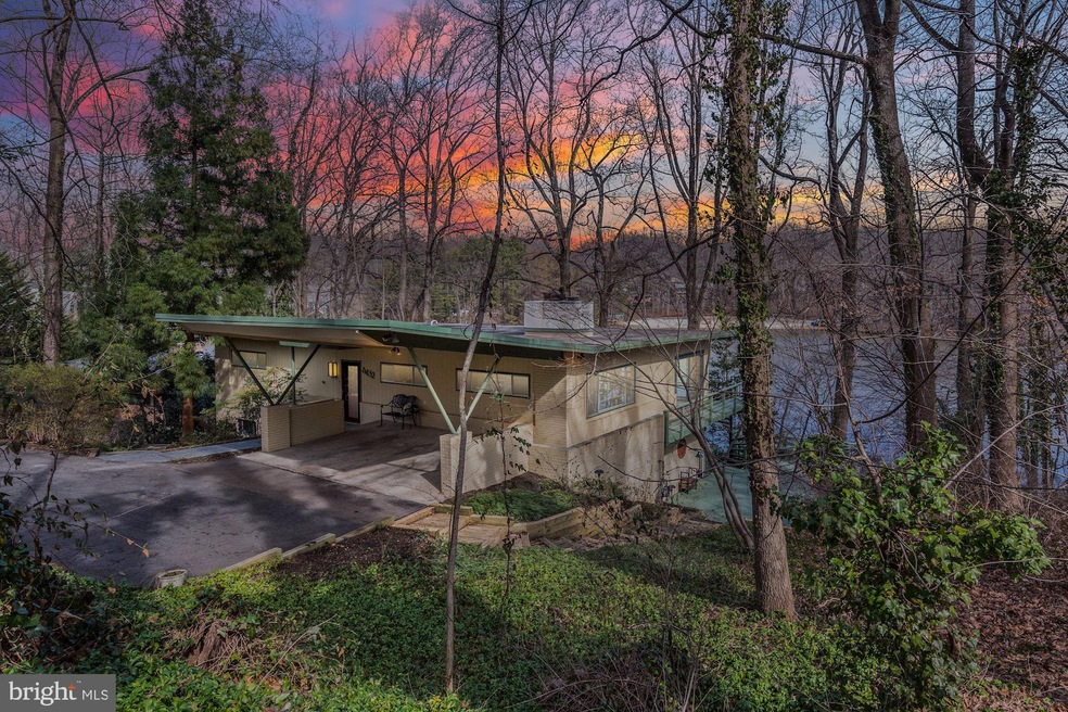 6432 Lakeview Dr, Falls Church, VA 22041 - photo 1