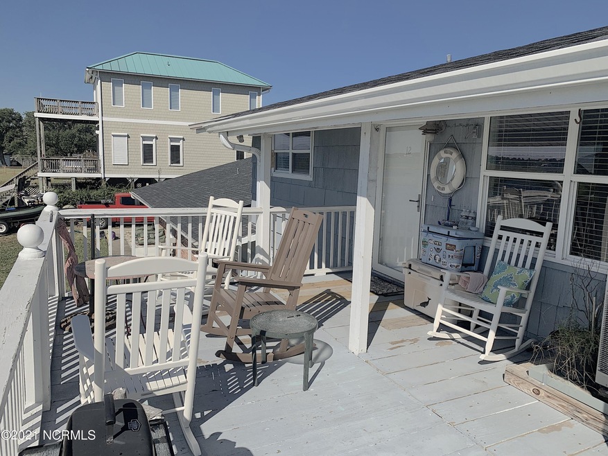 FRONT PORCH ENTRY