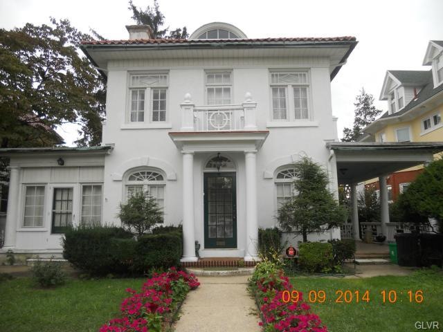 Welcome to 1632 - 1636 West Walnut