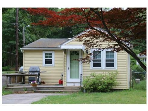 2 Desota Ave, Warwick, RI 02886 - photo 1