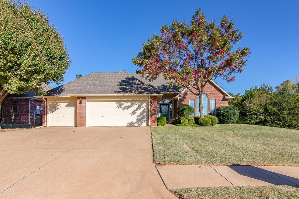 1608 Natchez Rd, Edmond, OK 73012 - photo 1