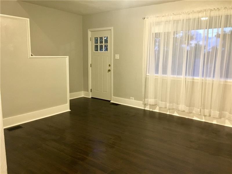 213 Bryant St, Vandergrift, PA 15690 - photo 1