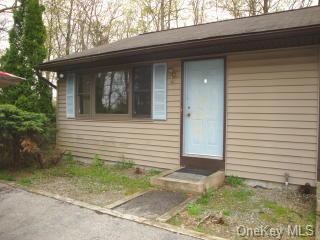 1022 Violet Ave unit A, Hyde Park, NY 12538 - photo 1