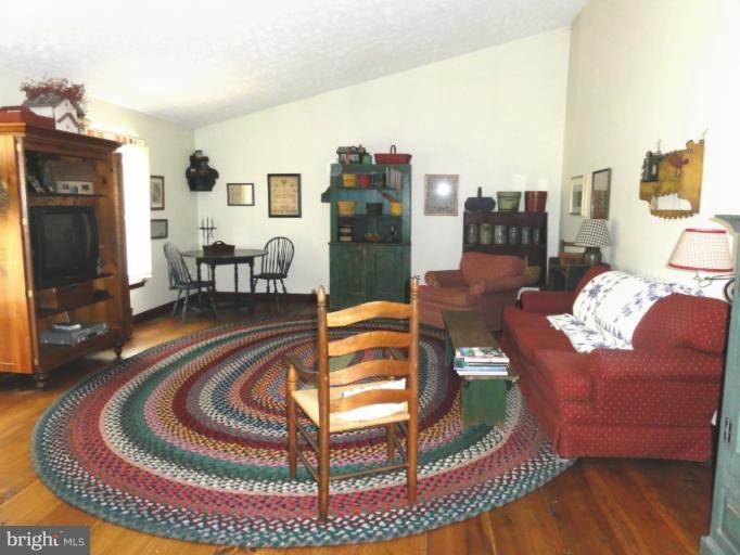 406 Applegate Ct, Linthicum Heights, MD 21090 - photo 1