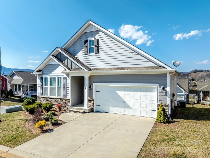 2 Regent Heights Rd, Fletcher, NC 28732 - photo 1