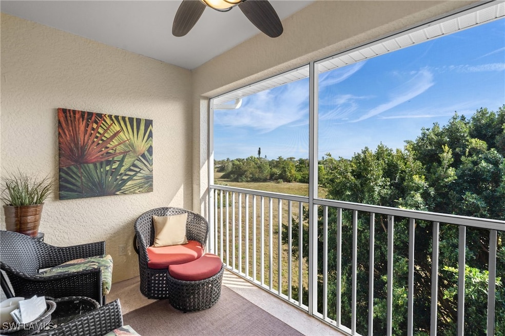 Screen balcony