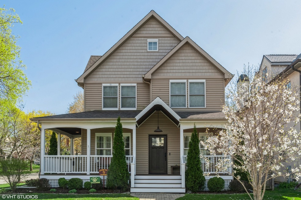 235 3rd St. Libertyville